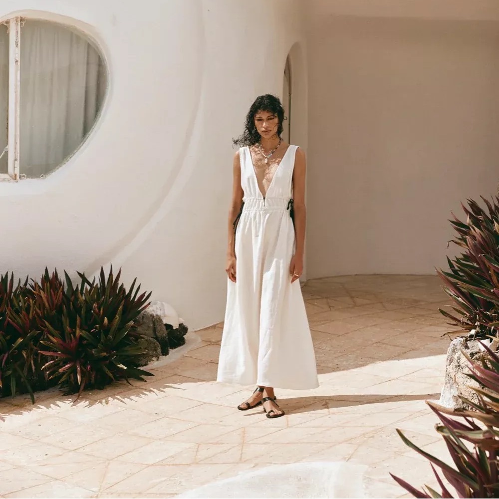 NWT VRG GRL White Linen Dress